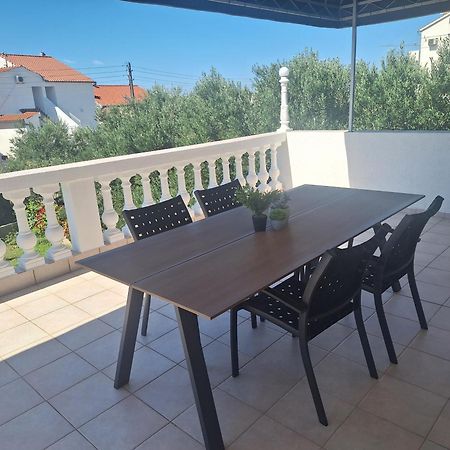 Apartments Milena Vodice Exterior foto