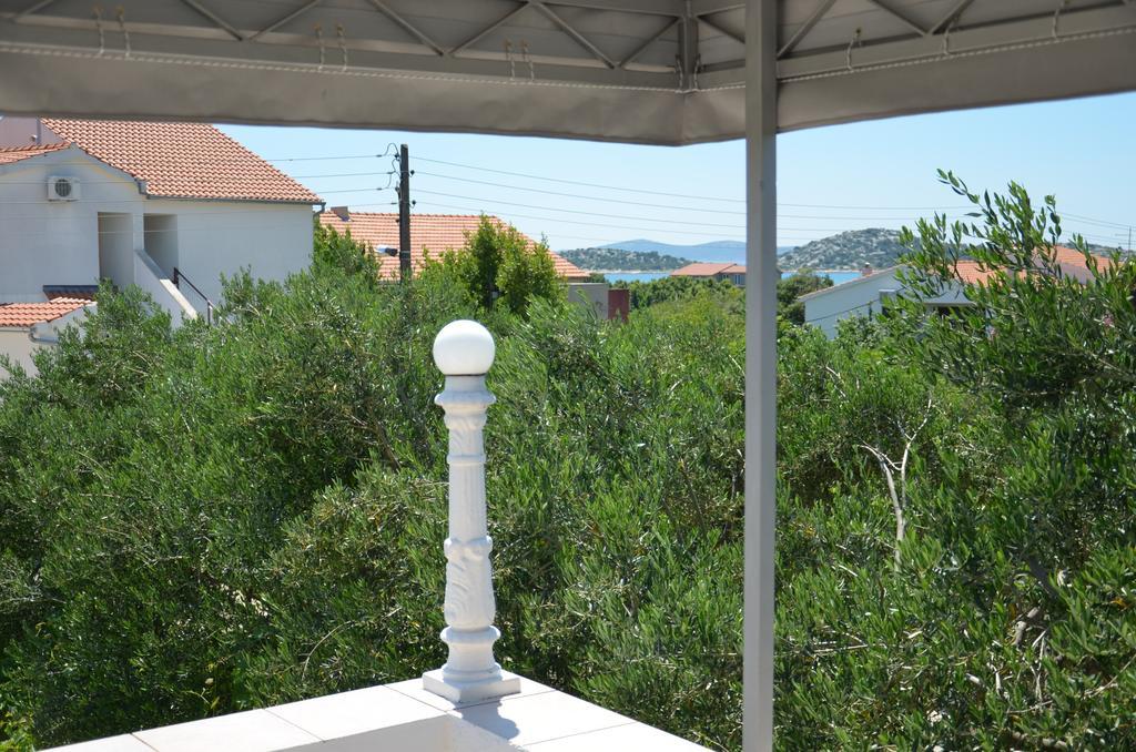 Apartments Milena Vodice Cameră foto